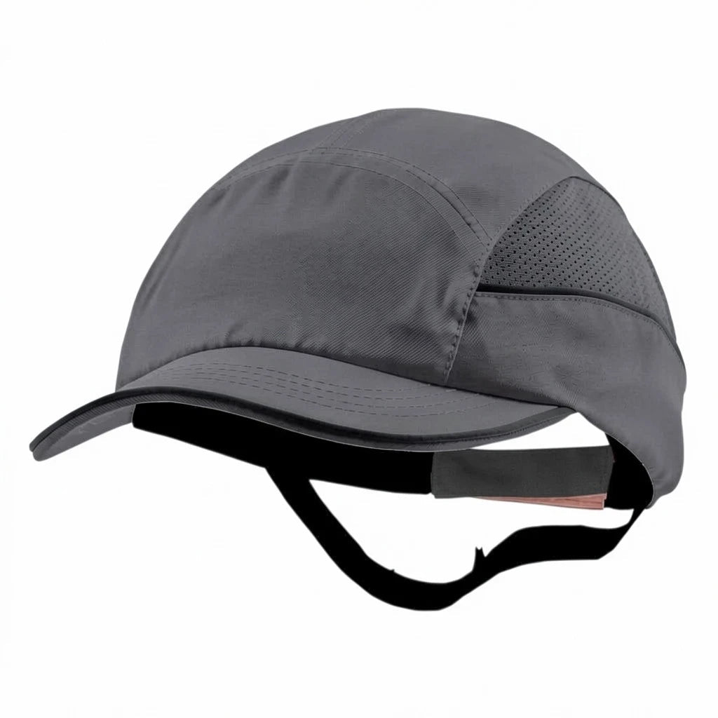 Gorra de seguridad GERF SAFETY gris con carcasa protectora ABS, visera de 5 cm y paneles laterales de ventilación.