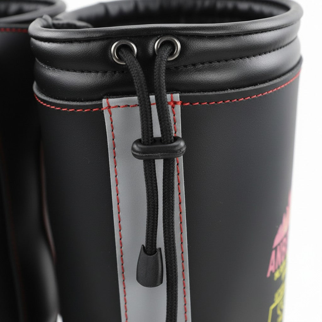 Detalle superior de bota de bombero GERF SAFETY Ironclad Fire en cuero negro con banda reflectante y cordón de ajuste