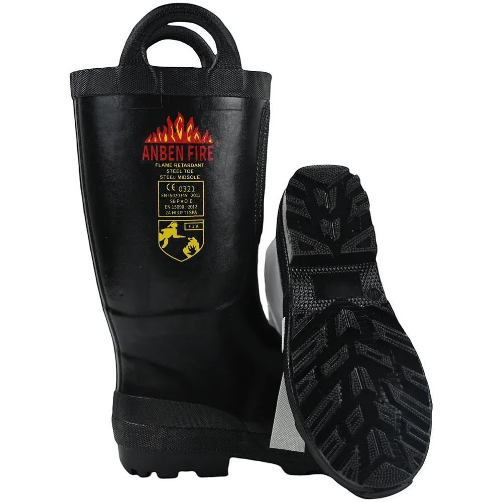 Botas de bombero GERF SAFETY negras de goma con punta y suela de acero, certificadas EN15090 y alta resistencia.