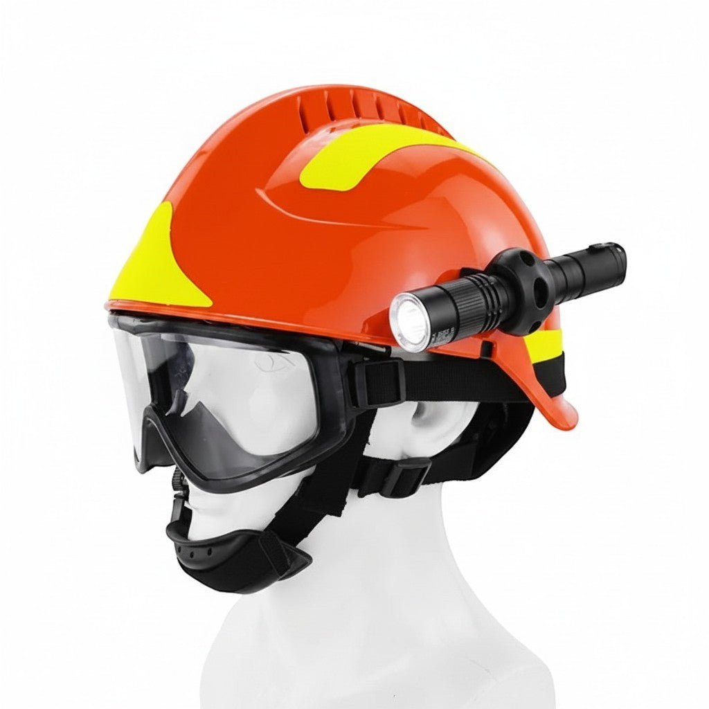 Casco de rescate GERF SAFETY color naranja con gafas protectoras, linterna integrada y bandas reflectantes amarillas.