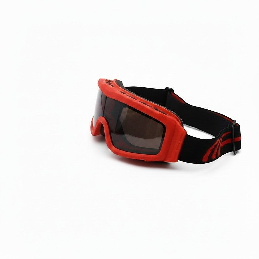 Gafas de seguridad GERF SAFETY ignífugas con montura roja de PVC y lente oscura reemplazable para bomberos.