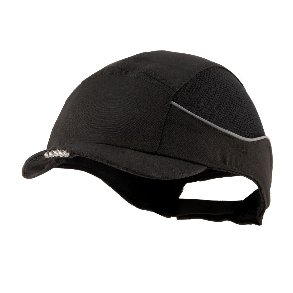 Gorra de seguridad GERF SAFETY negra con 3 luces LED integradas, bandas reflectantes y ventilación lateral.