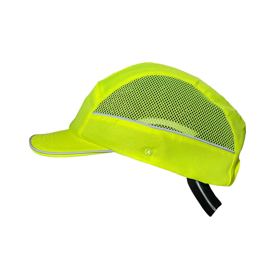 Gorra de seguridad GERF SAFETY amarilla fluorescente con bandas reflectantes, visera de 5 cm y ventilación lateral.
