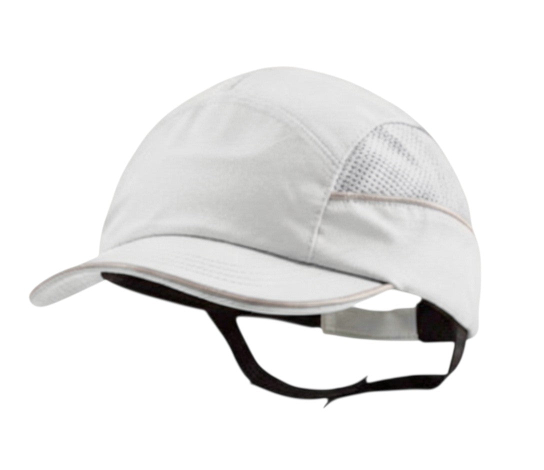 Gorra de seguridad blanca GERF SAFETY con carcasa ABS extraíble, bandas reflectantes y visera de 5 cm para protección.