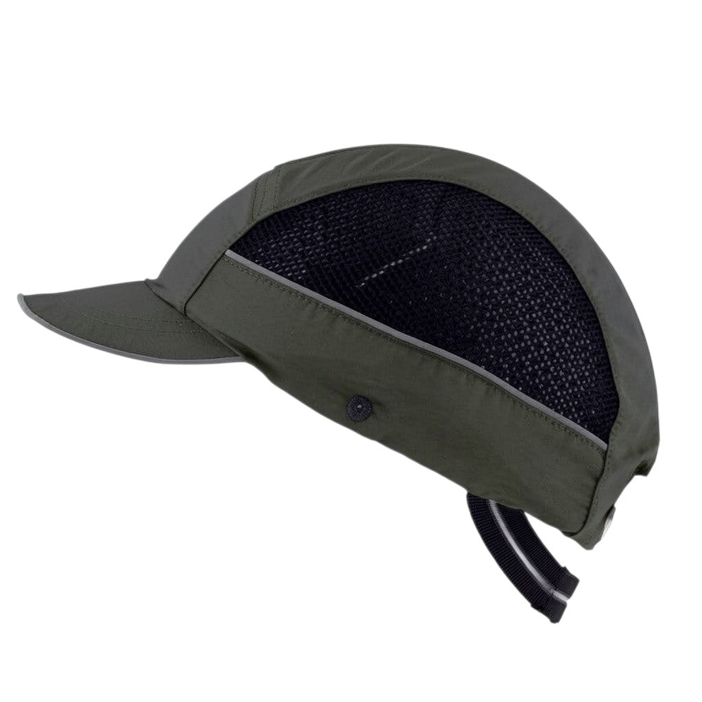Gorra de seguridad GERF SAFETY Bump Cap con visera de 5 cm, ventilación lateral y bandas reflectantes en color gris.