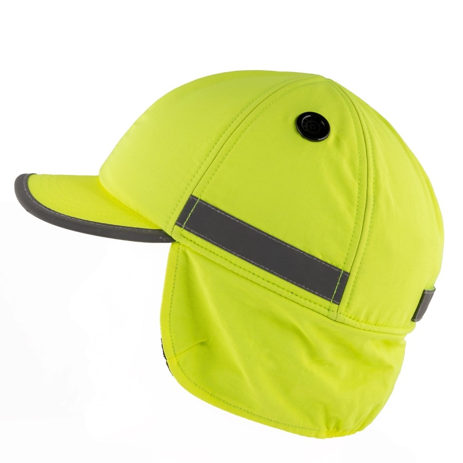 Gorra de seguridad de invierno GERF SAFETY color amarillo neón con alta visibilidad, orejeras y carcasa de ABS reforzada.