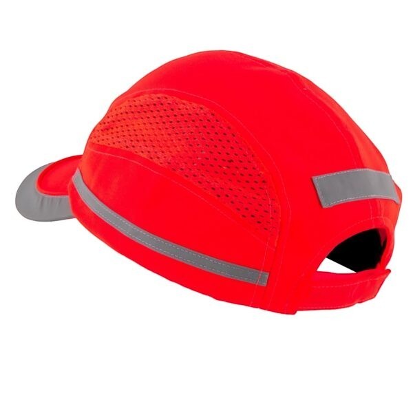 Gorra de seguridad GERF SAFETY roja fluorescente con bandas reflectantes, visera de 5 cm y carcasa protectora extraíble.