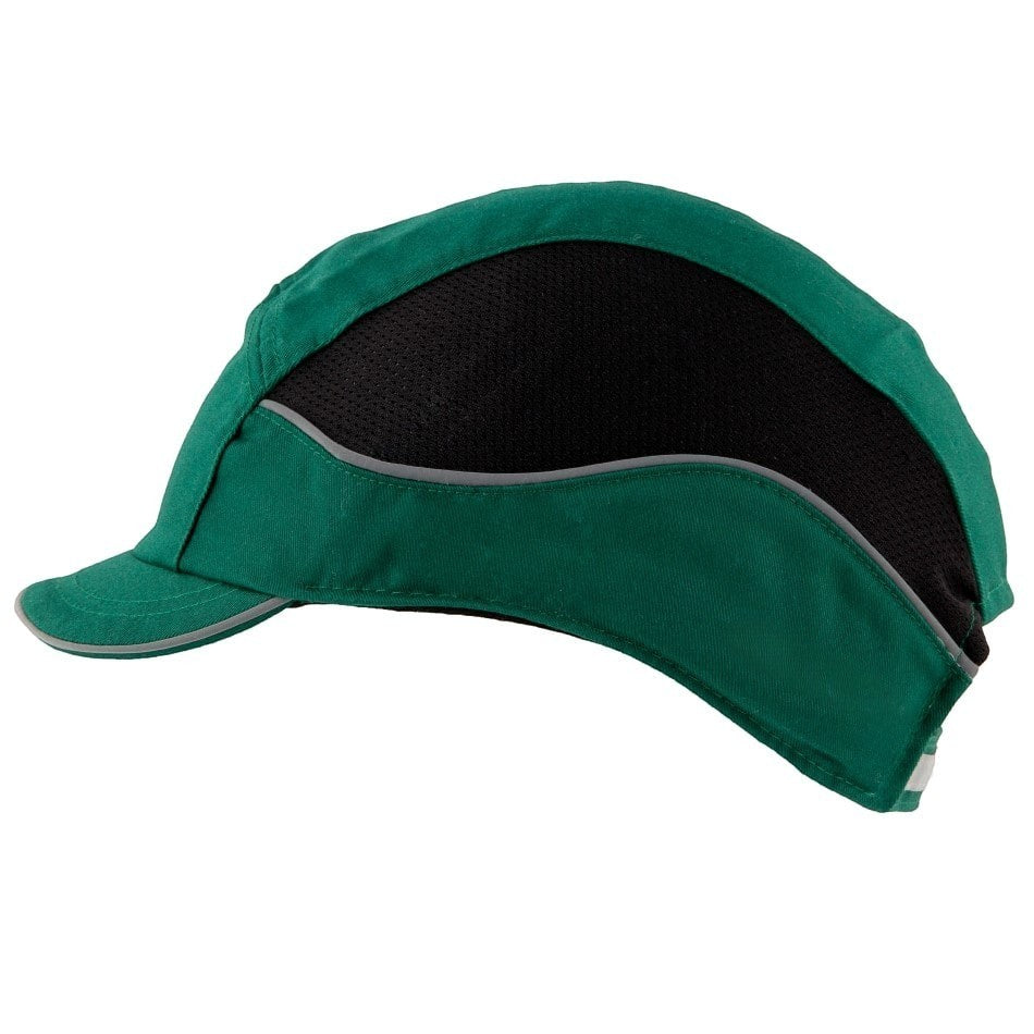 Gorra de seguridad GERF SAFETY Bump Cap Air+ verde con visera corta de 3 cm, malla transpirable y bandas reflectantes.