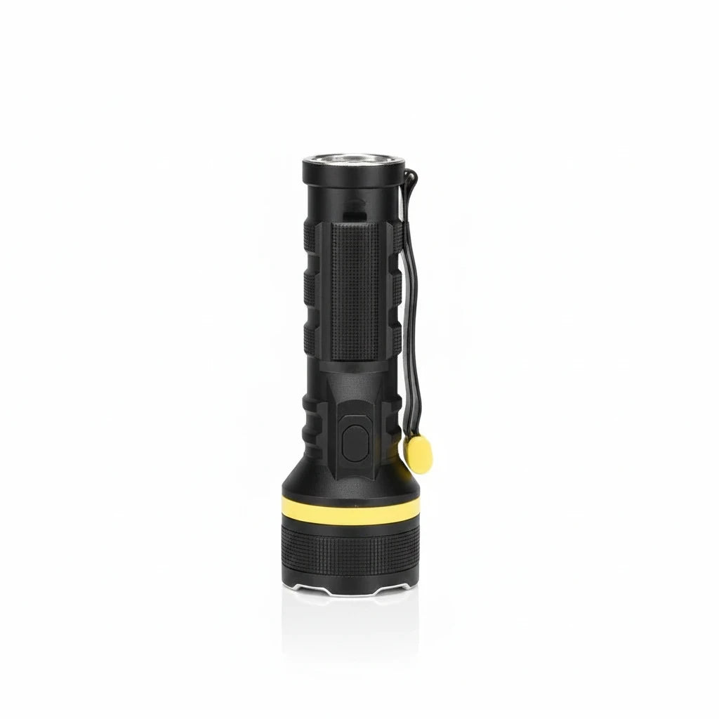 Linterna táctica negra GERF SAFETY con detalles amarillos, ideal para kits de emergencia y supervivencia.