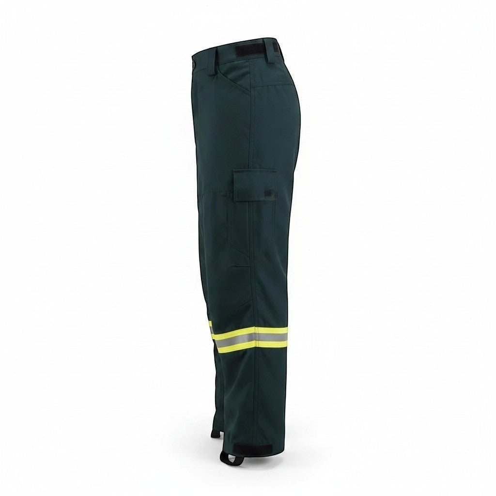 Pantalón de combate forestal GERF SAFETY en color verde oscuro con bandas reflectantes 3M y diseño ergonómico resistente.